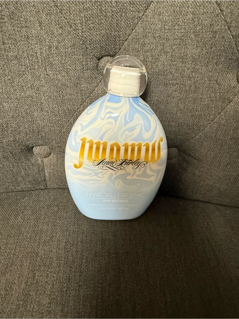 Hypoallergenic DHA Bronzer - Light Blue Juicy Jar